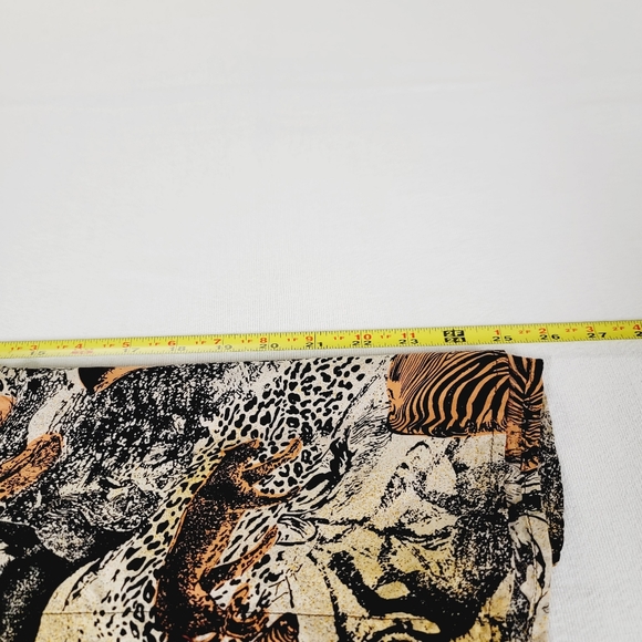 Vintage Silk Club Shirt Animal African Zoo Print Button Up Long Sleeve size S/M - Picture 13 of 13
